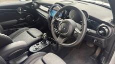 MINI Hatchback 135kW Cooper S Level 2 33kWh 3dr Auto Electric Hatchback